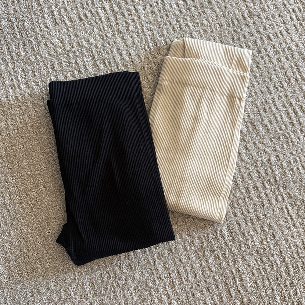 Pair of Zara Ribbed Leggings